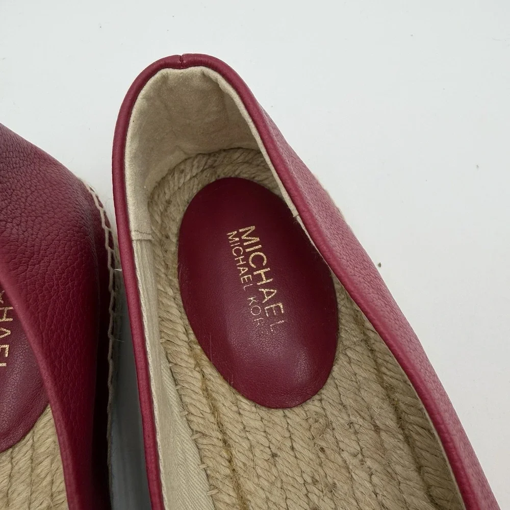 Michael Kors Dylyn‎ Espadrilles Women's Size 8 M Berry Slip On Flat Pink Leather